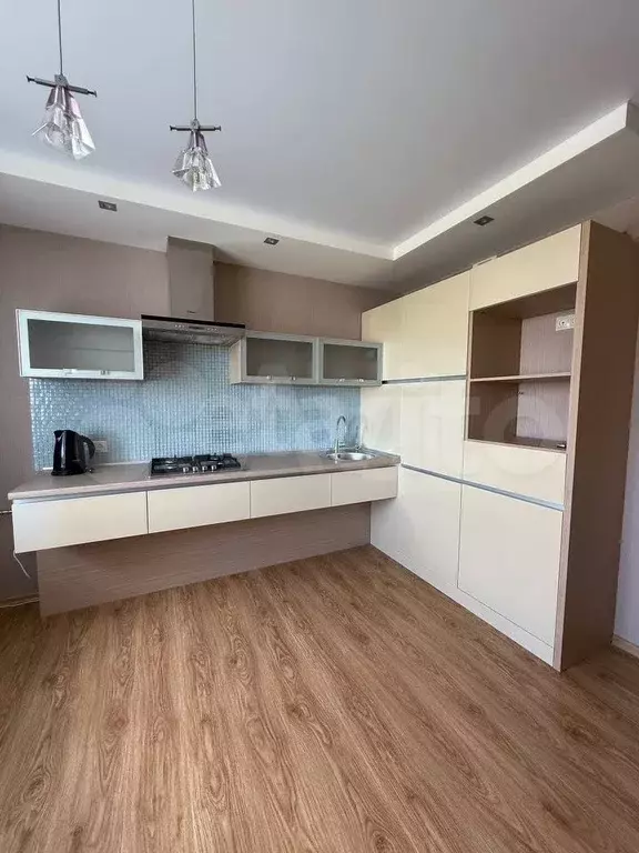 1-к. квартира, 42,5 м, 10/10 эт. - Фото 0