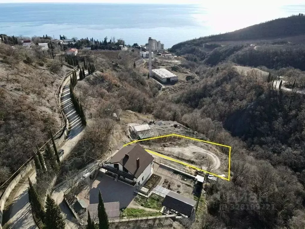 Участок в Крым, Алушта муниципальный округ, с. Лазурное ул. ... - Фото 2