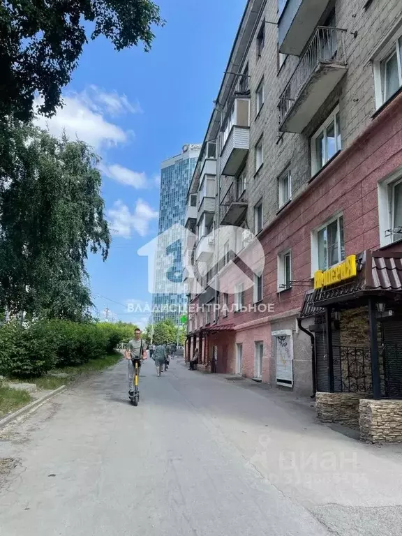 3-к кв. Новосибирская область, Новосибирск ул. Сибиряков-Гвардейцев, 1 ... - Фото 1