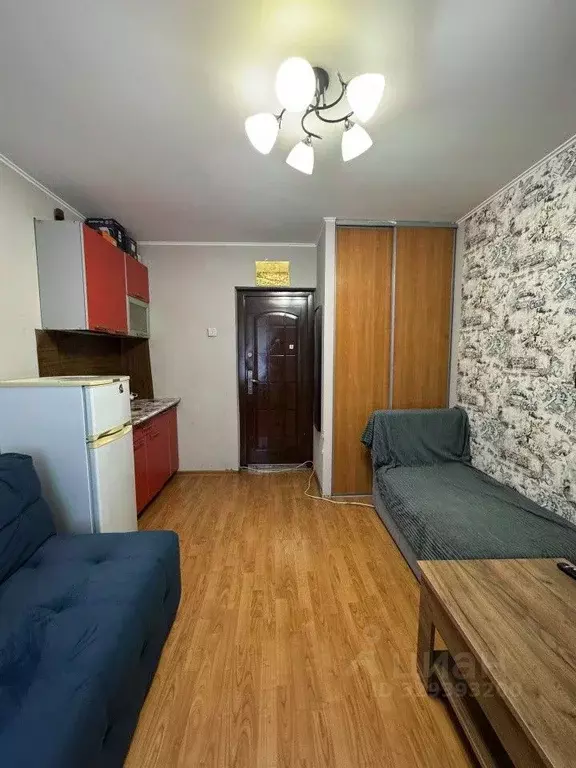 Комната Свердловская область, Екатеринбург ул. Сулимова, 38 (13.0 м) - Фото 2