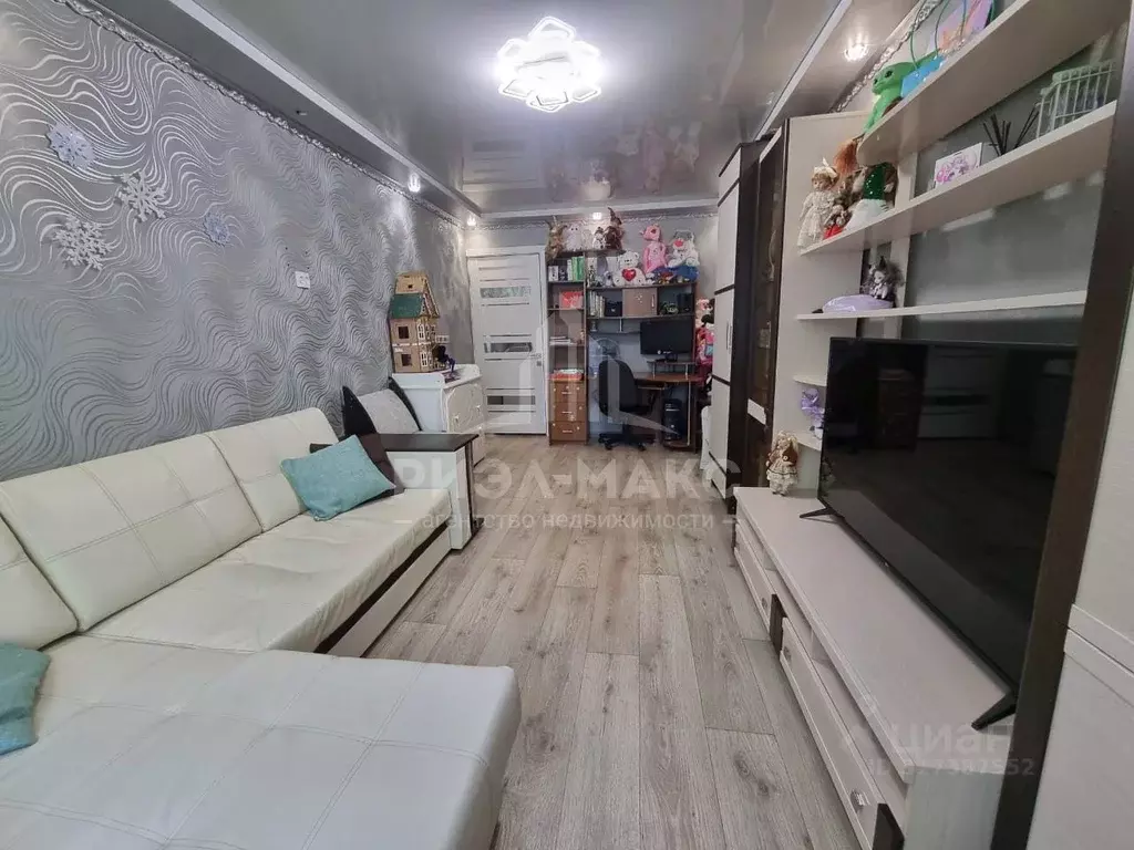 2-к кв. Брянская область, Брянск Авиационная ул., 20 (47.7 м) - Фото 0