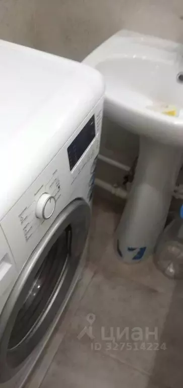 2-к кв. Крым, Керчь ул. Всесоюзная, 1 (49.9 м) - Фото 2