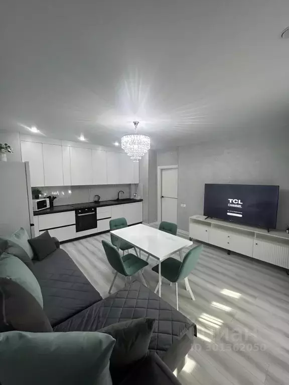 3-к кв. Астраханская область, Астрахань ул. Ахшарумова, 29 (64.0 м) - Фото 2