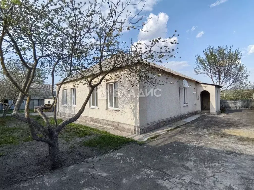 Дом в Белгородская область, Яковлевский муниципальный округ, с. Шопино ... - Фото 0