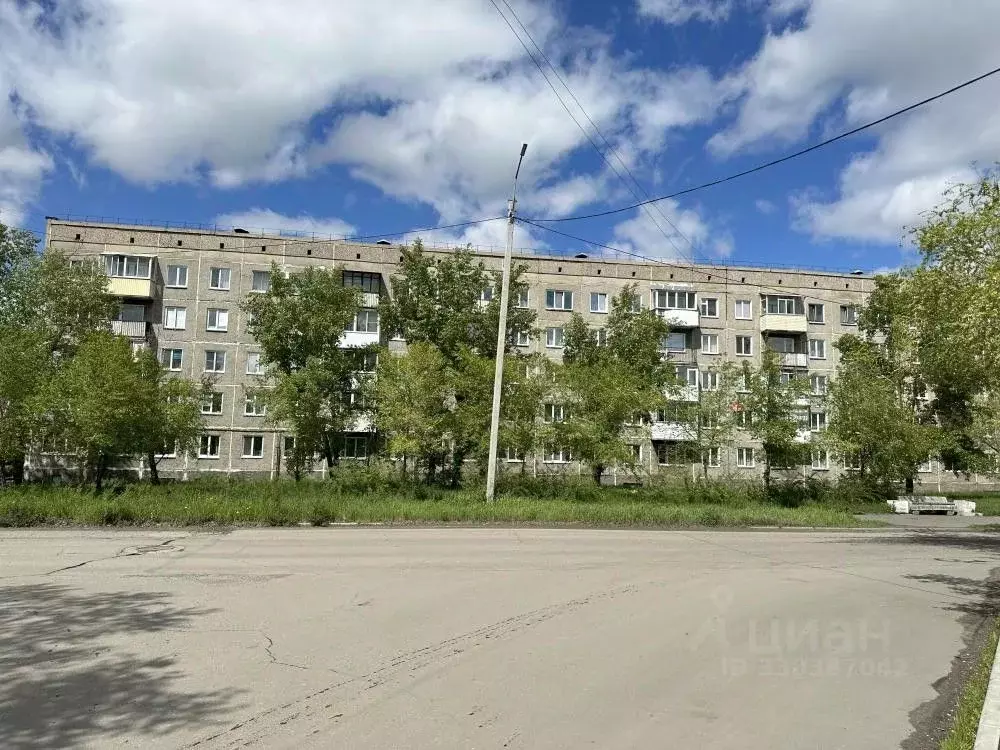 2-к кв. Хакасия, Саяногорск Саяногорск городской округ, Заводской мкр, ... - Фото 1