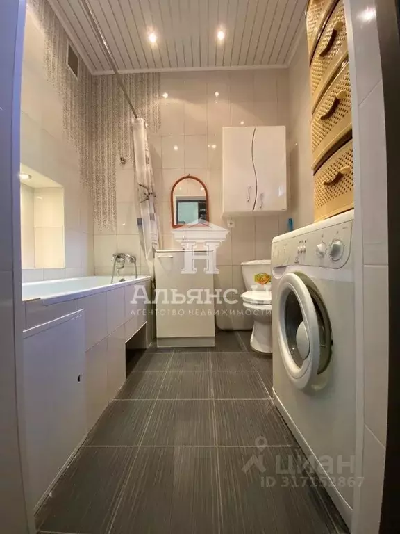 Дом в Ростовская область, Азов Азовский район, ул. Гоголя, 51 (60 м) - Фото 0