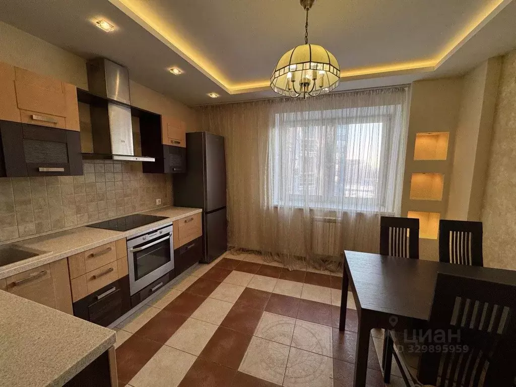 3-к кв. Свердловская область, Екатеринбург ул. Татищева, 94 (87.8 м) - Фото 1