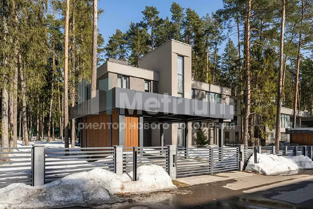 Продается дом в д. Жуковка - Фото 1