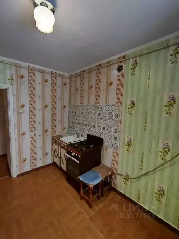 2-к кв. Брянская область, Новозыбков Первомайская ул., 42 (44.1 м) - Фото 2