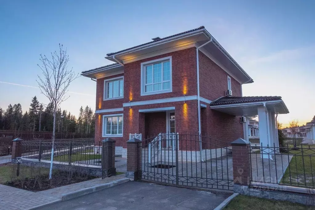 Коттедж в Московская область, Дмитровский муниципальный округ, с. ... - Фото 0