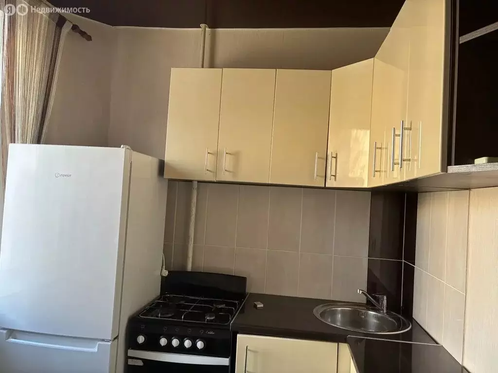 1-комнатная квартира: Волгоград, улица 39-й Гвардейской Дивизии, 33 ... - Фото 2