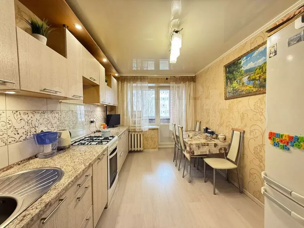 2-к. квартира, 62,8 м, 4/8 эт. - Фото 0