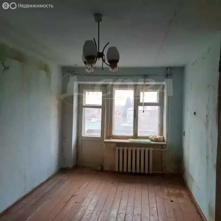 1-комнатная квартира: Ялуторовск, улица Скворцова-Степанова, 6 (33 м) - Фото 2