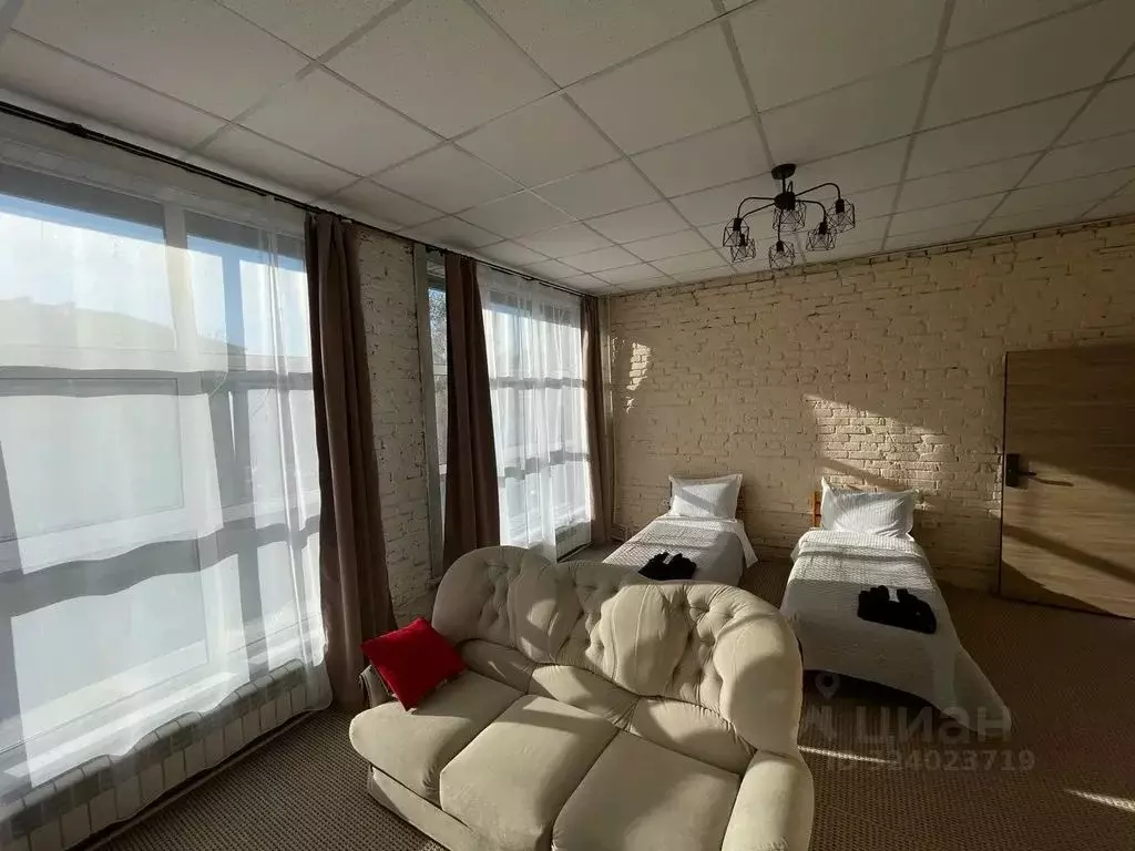 Комната Алтайский край, Бийск ул. Революции, 78/96 - Фото 2