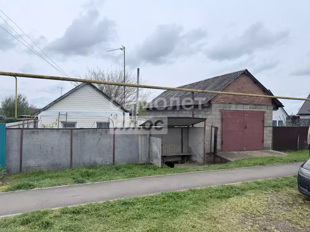 Дом в Краснодарский край, Выселки ст-ца ул. Красная Поляна, 108 (32 м) - Фото 1