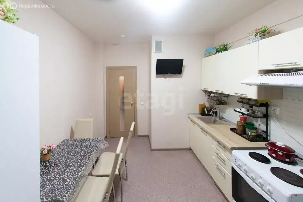 1-комнатная квартира: Альметьевск, проспект Изаила Зарипова, 9 (38 м) - Фото 1