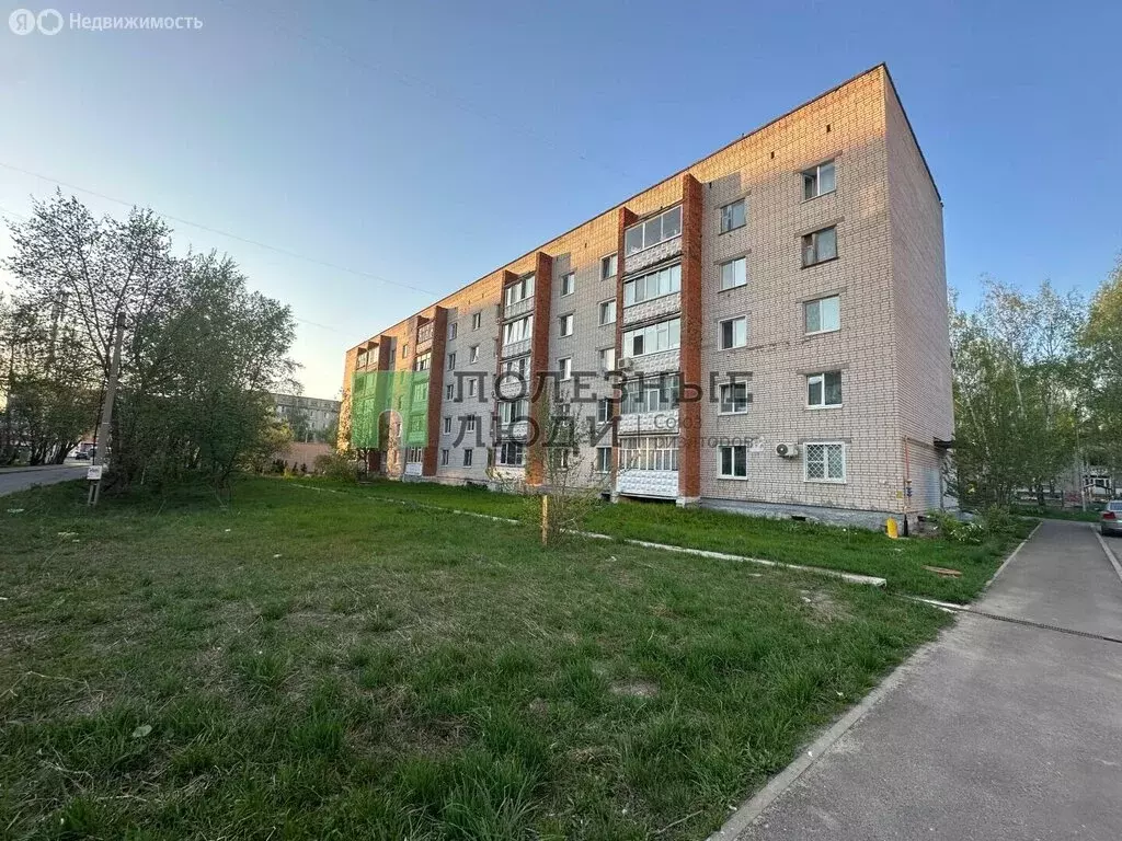 3-комнатная квартира: Зеленодольск, улица Комарова, 12 (58.9 м) - Фото 1