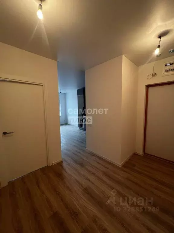 Квартира, 3 комнаты, 59.5 м - Фото 1