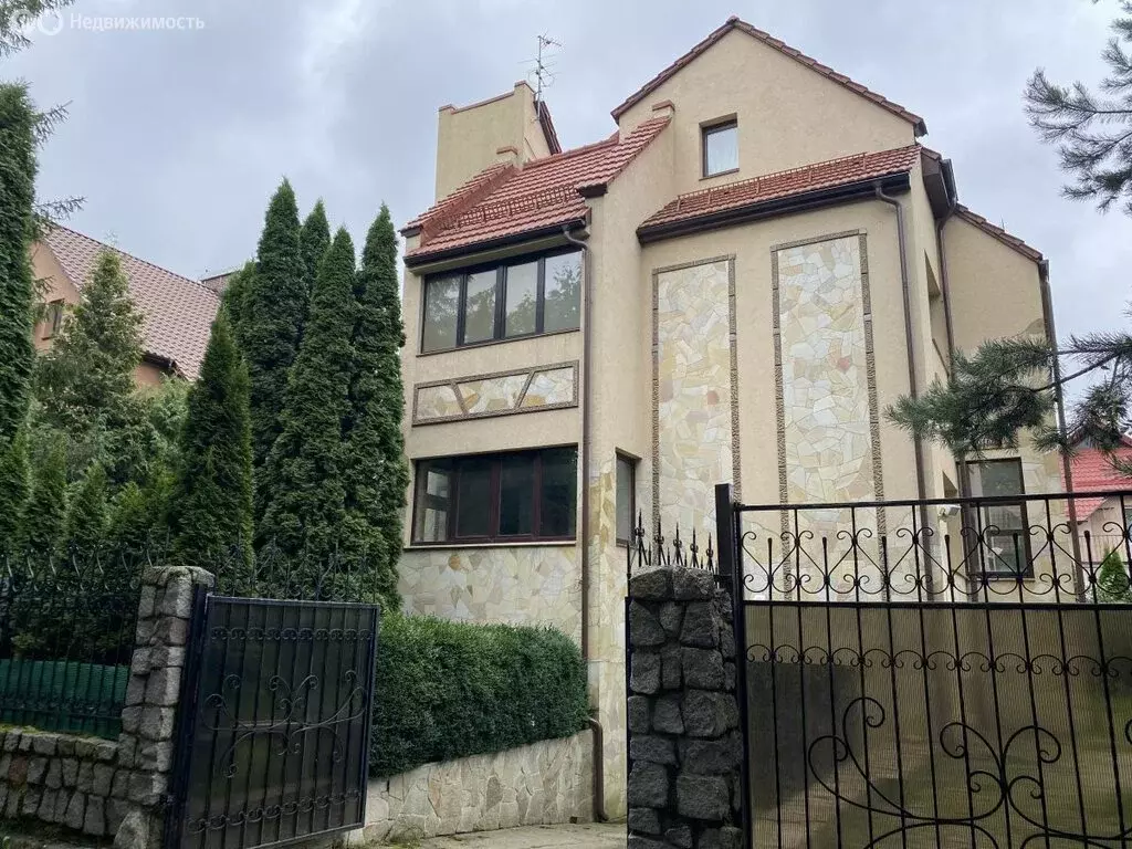 Дом в Калининград, Староорудийная улица (268 м) - Фото 1