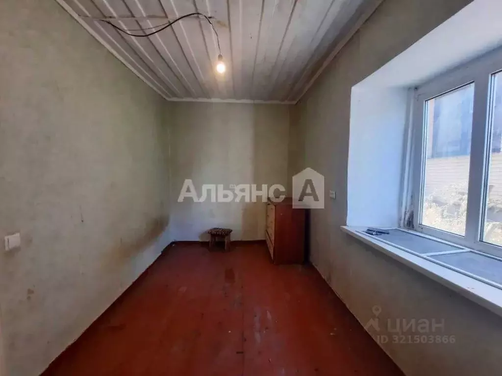 2-к кв. Ростовская область, Каменск-Шахтинский ул. Кирова, 30 (32.0 м) - Фото 1