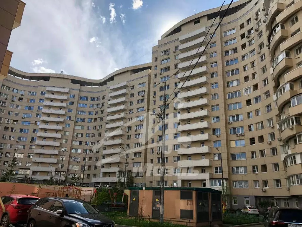 Продается 4-комнатная квартира - Фото 0