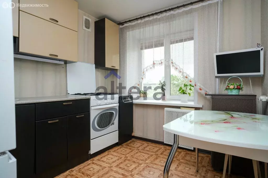 3-комнатная квартира: Казань, улица Аделя Кутуя, 16 (61.4 м) - Фото 0