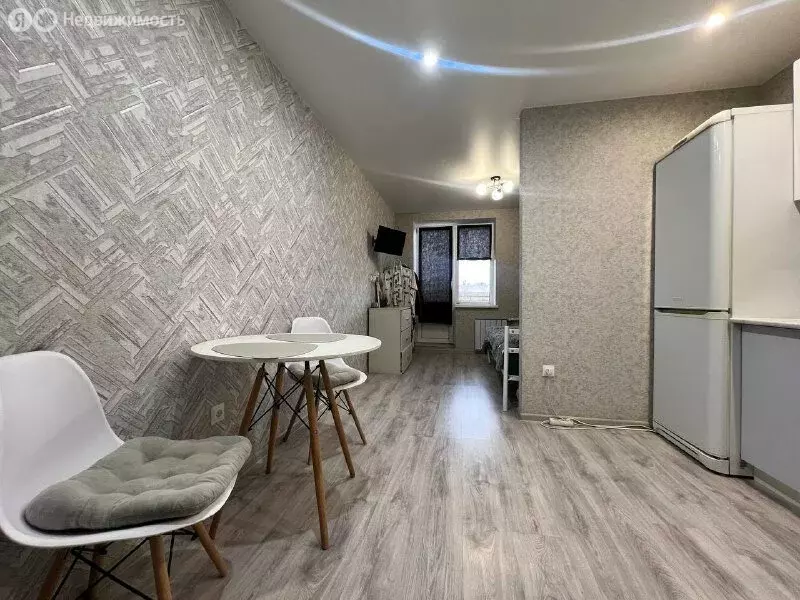 Квартира-студия: Саратов, 1-й Аэродромный проезд, 2 (23 м) - Фото 1