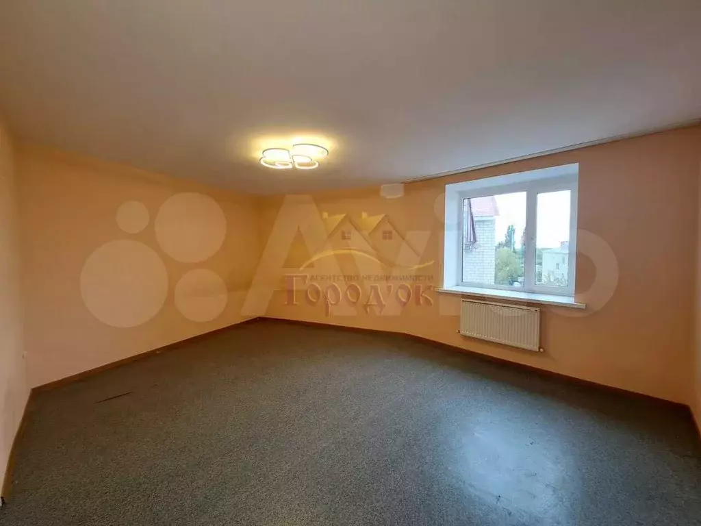2-к. квартира, 66 м, 4/4 эт. - Фото 1
