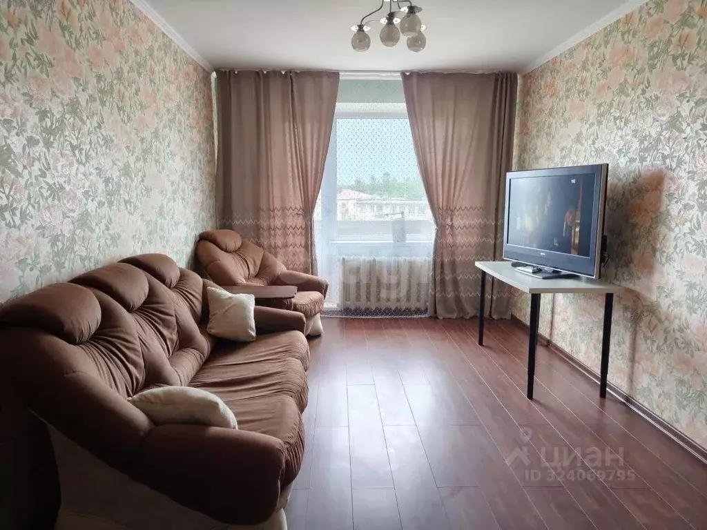 2-к кв. Ленинградская область, Киришский район, Кусинское с/пос, д. ... - Фото 1