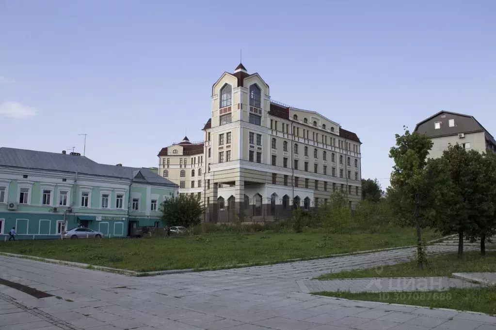 торговая площадь в татарстан, казань петербургская ул, 19 (6439 м) - Фото 0