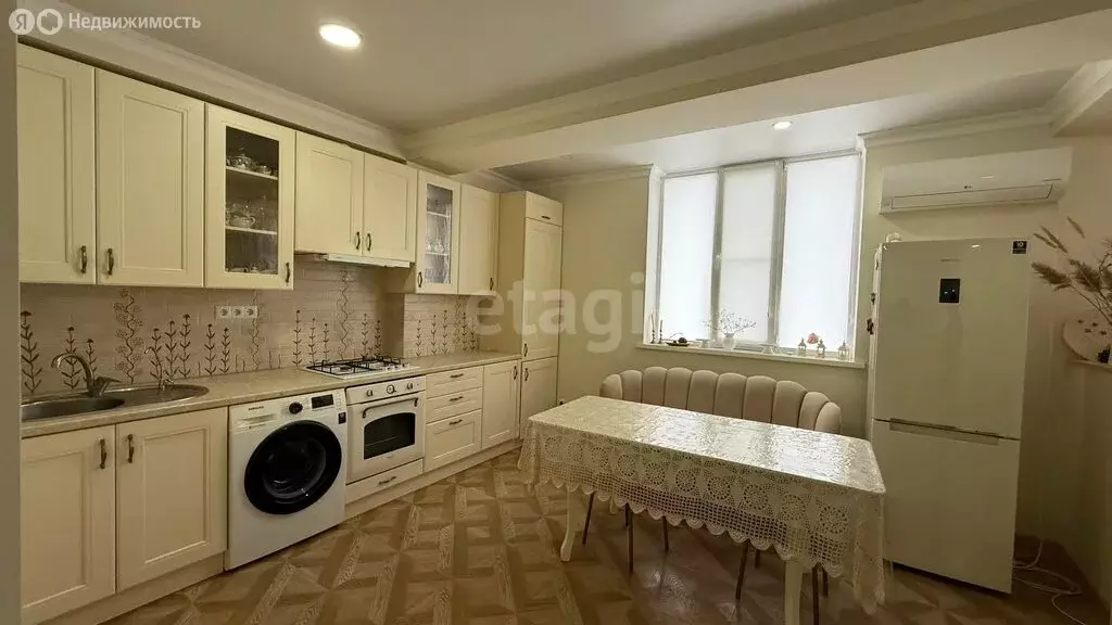 2-комнатная квартира: Махачкала, Заморская улица, 17Б (89 м) - Фото 2