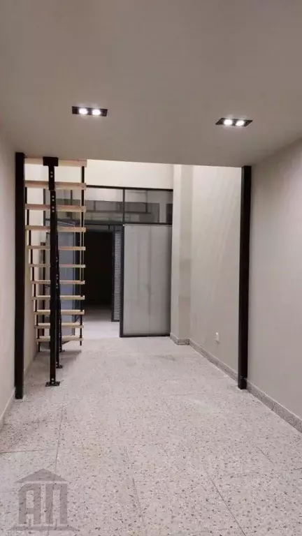 Офис в Тверская область, Тверь просп. Калинина, 17 (29 м) - Фото 1