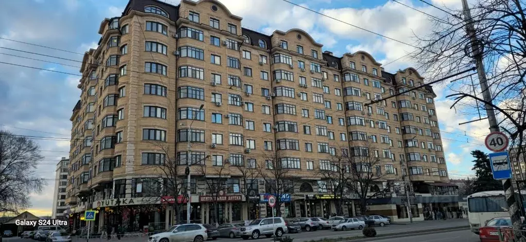 3-к кв. Карачаево-Черкесия, Черкесск просп. Ленина, 50к2 (136.7 м) - Фото 0