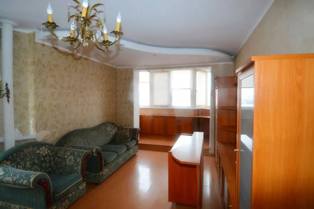 Продается 3-комнатная квартира - Фото 1