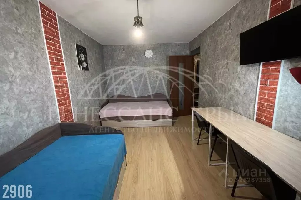 2-к кв. Севастополь ул. Генерала Лебедя, 8 (57.0 м) - Фото 2