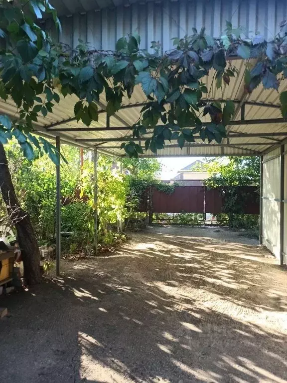 Дом в Краснодарский край, Ейский район, Должанская ст-ца ул. Калинина ... - Фото 1