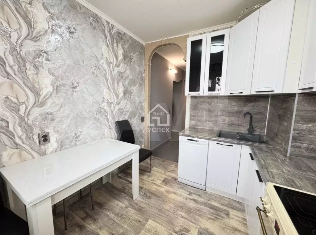 2-к. квартира, 53 м, 2/5 эт. - Фото 1