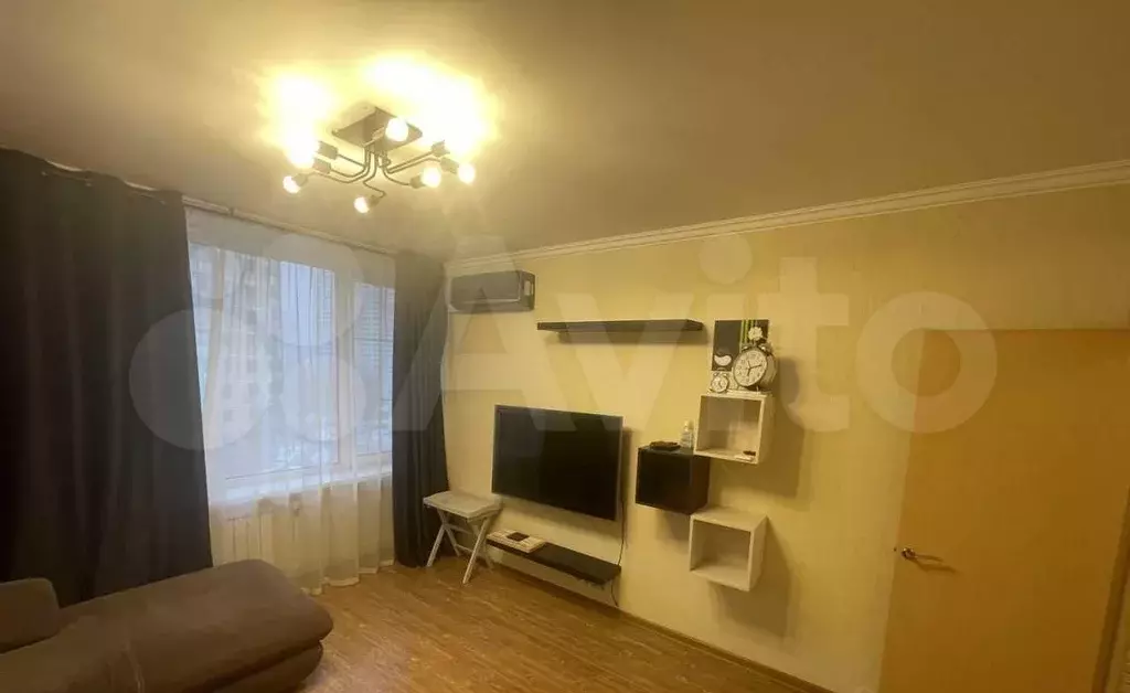 1-к. квартира, 35 м, 7/17 эт. - Фото 0