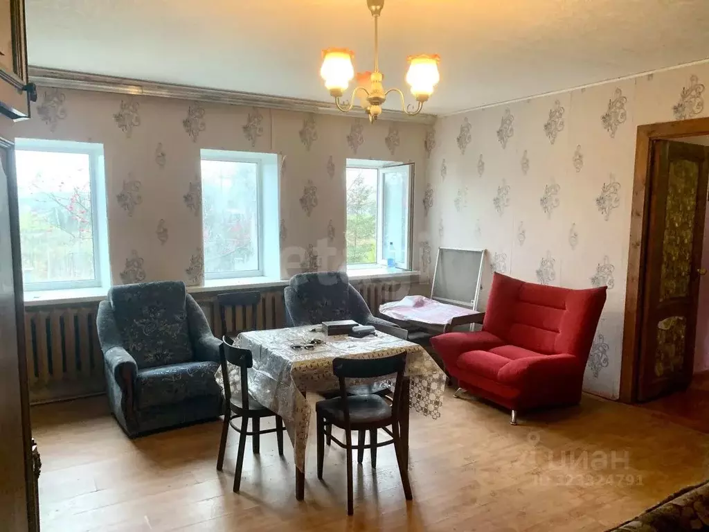 Дом в Калужская область, Бабынинский муниципальный округ, Утешево ... - Фото 2