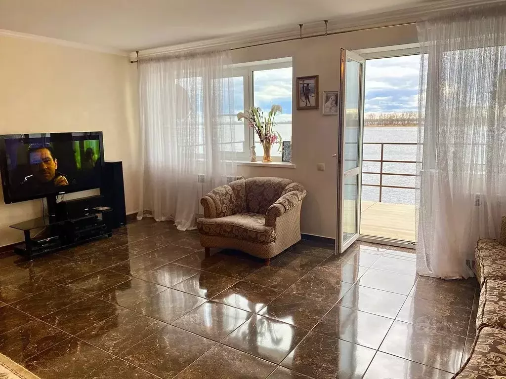 Дом в Самарская область, Сызранский район, Междуреченск городское ... - Фото 1