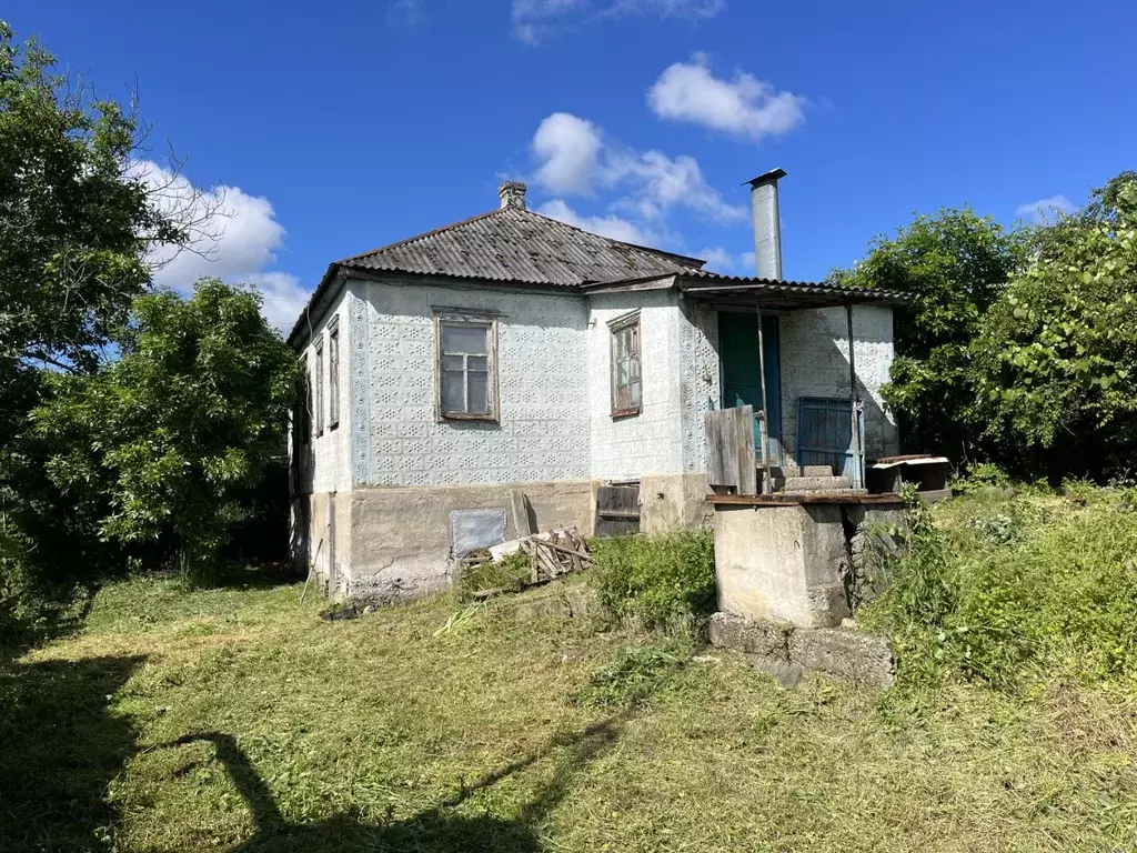 Дом в Краснодарский край, Лабинск ул. Ворошилова, 60/1 (63 м) - Фото 1