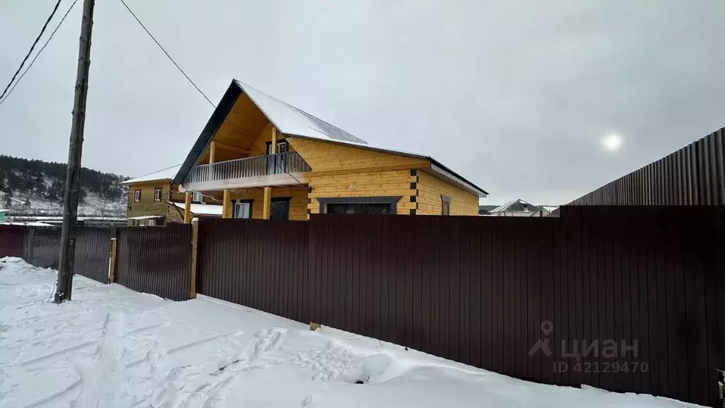 Дом в Иркутская область, Иркутский район, д. Карлук  (150 м) - Фото 0