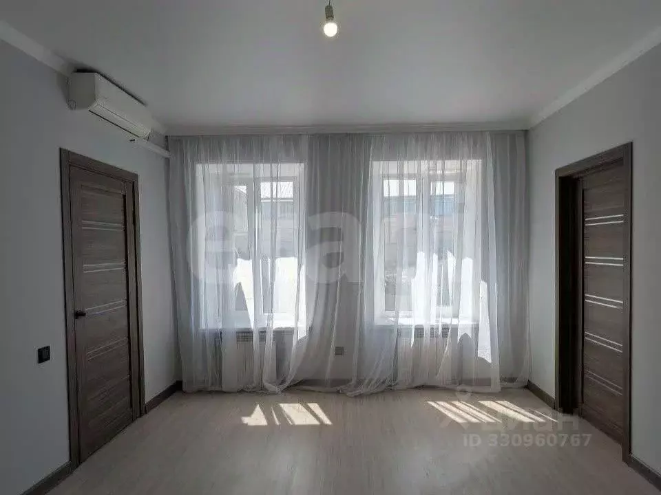 2-к кв. Крым, Феодосия ул. Чехова, 53 (49.6 м) - Фото 1