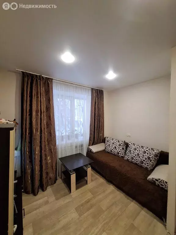 1-комнатная квартира: Киров, Стахановская улица, 1 (21 м) - Фото 0