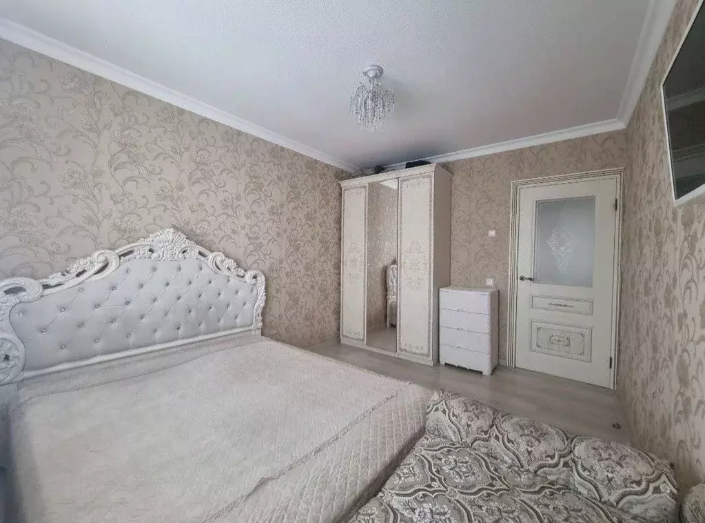 2-к кв. Кабардино-Балкария, Нальчик ул. Калинина (54.0 м) - Фото 1