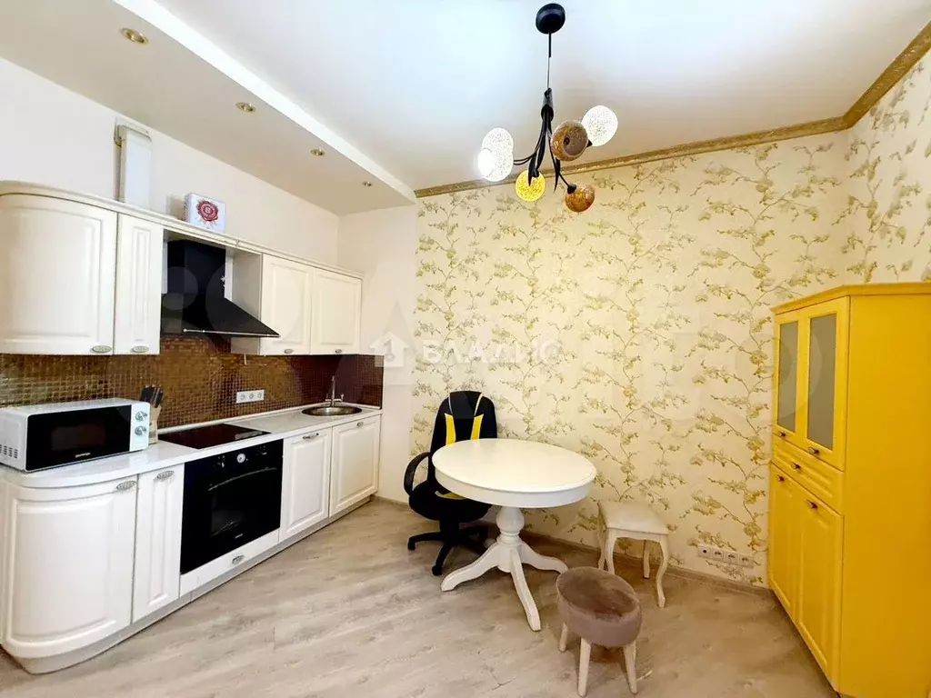 1-к. квартира, 50 м, 2/14 эт. - Фото 0