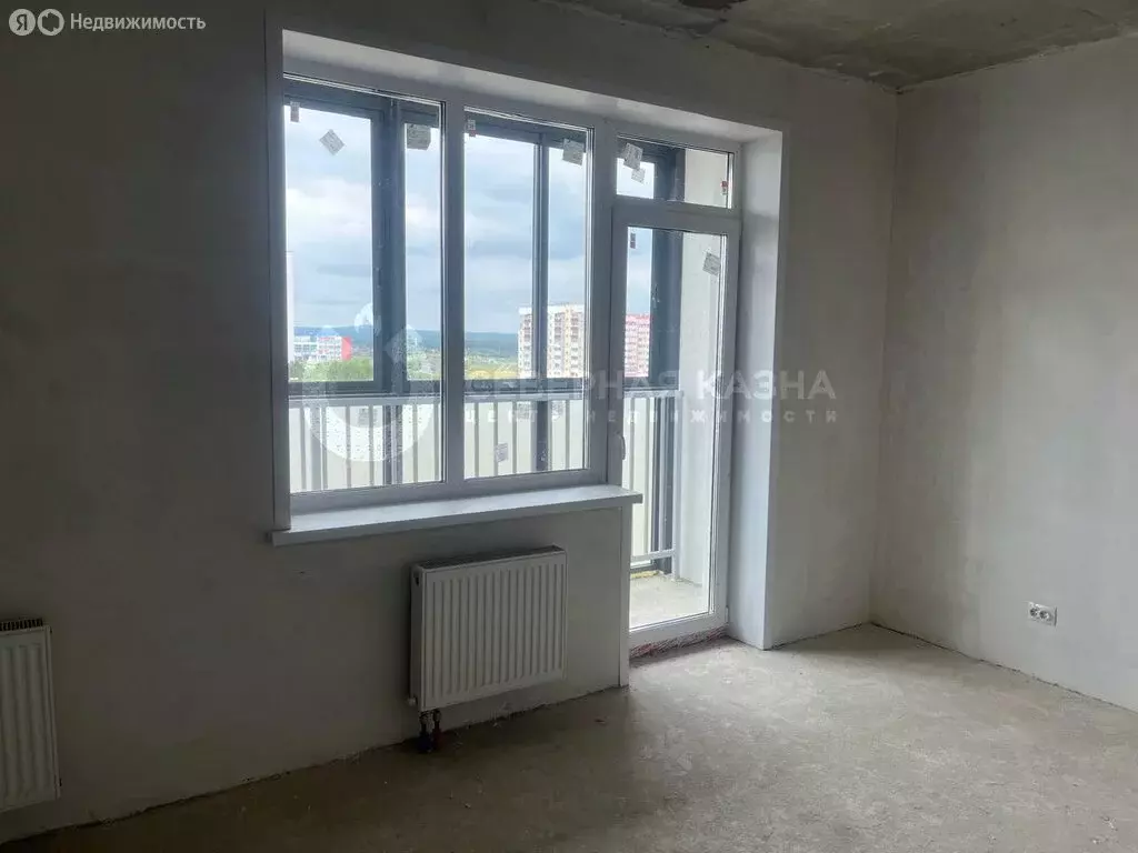 1-комнатная квартира: Нижний Тагил, улица Удовенко, 2 (37.7 м) - Фото 1