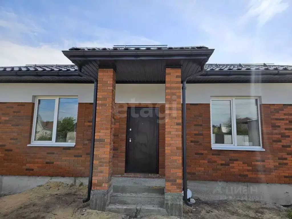 Дом в Воронежская область, с. Новая Усмань ул. Подлесная, 43 (100 м) - Фото 1