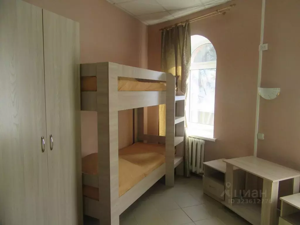 Комната Алтайский край, Белокуриха ул. Славского, 73А (13.0 м) - Фото 2