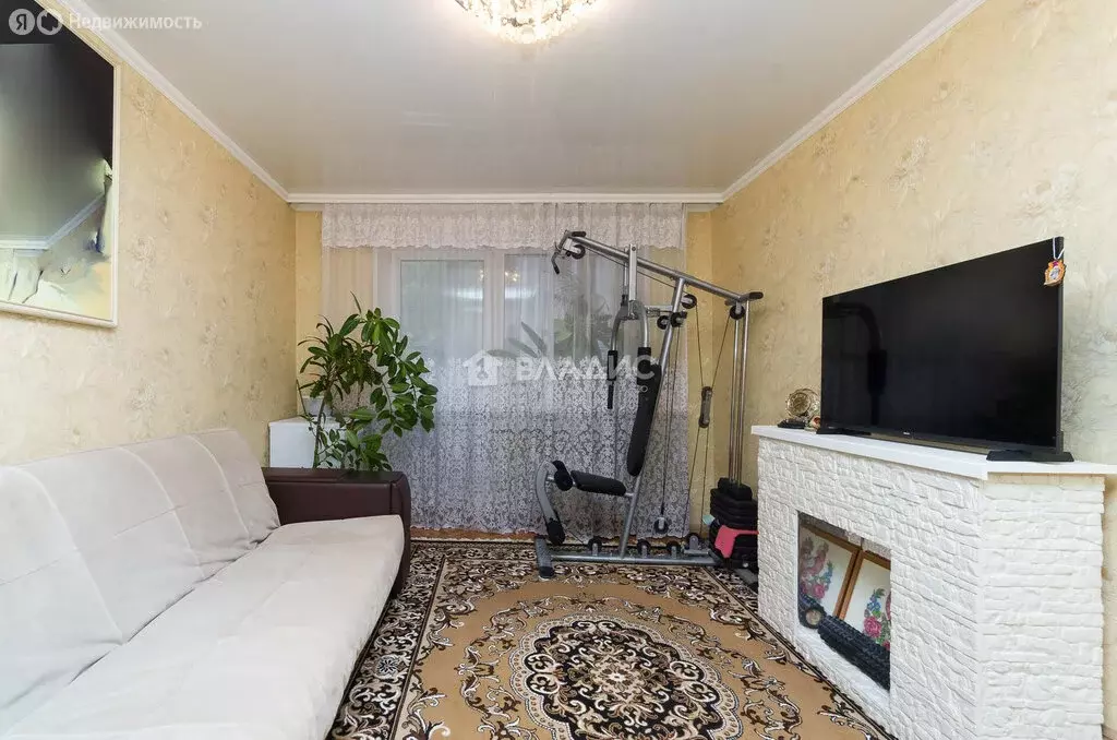 1-комнатная квартира: Тобольск, 6-й микрорайон, 27 (36 м) - Фото 1